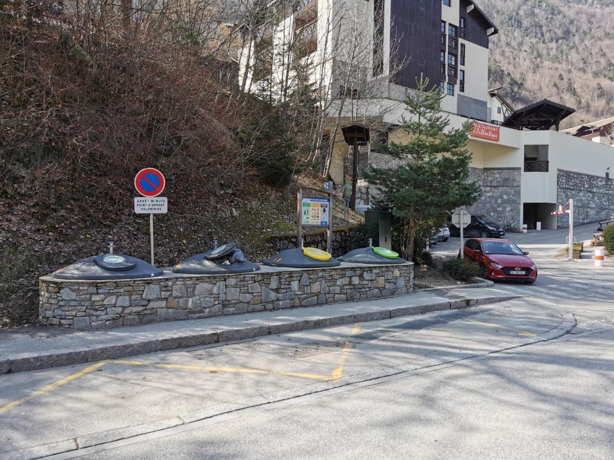 Apartment Family And